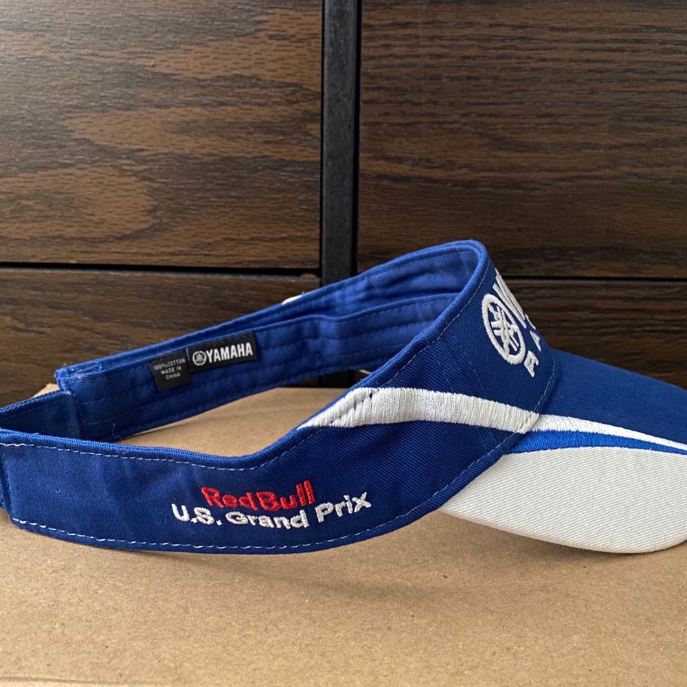 Yamaha Racing Visor - Picture 2 of 3